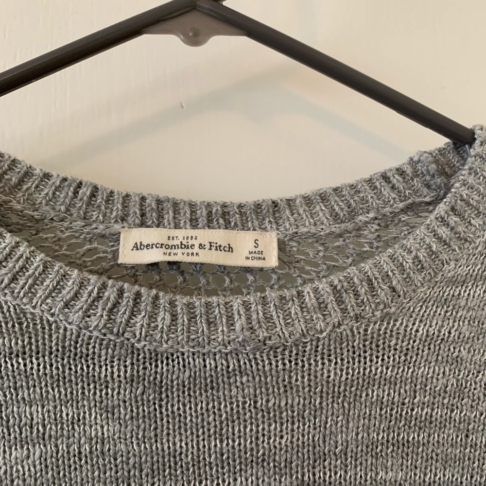 Cute sweater!